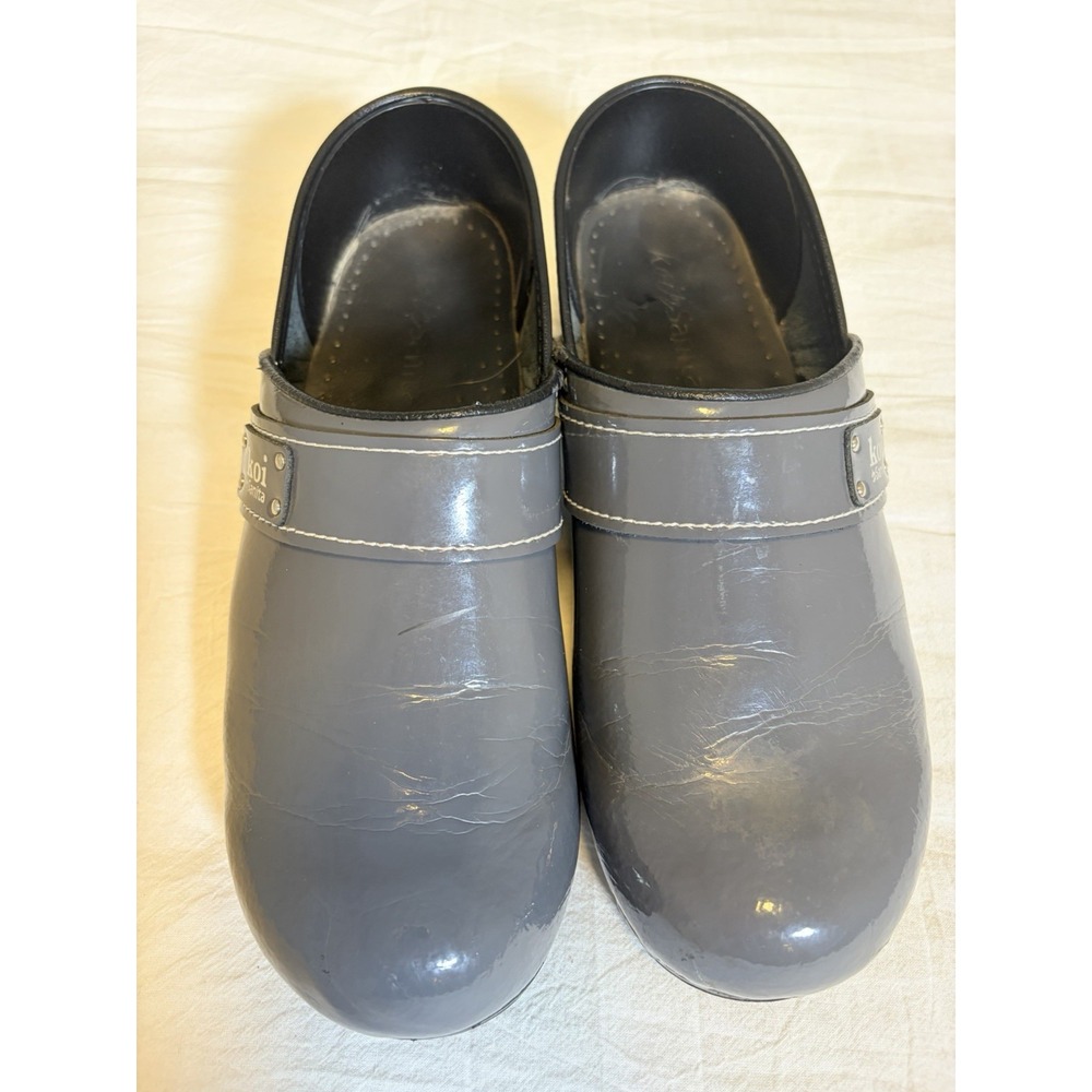 Sanita Koi Professional Gray Patent Leather Clogs Nursing Shoes~Sz 39 EU~US 8.5M - Picture 7 of 14